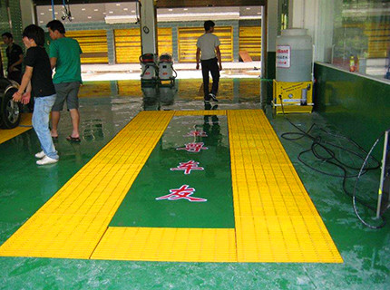 為什么選擇玻璃鋼格柵廠家的產品